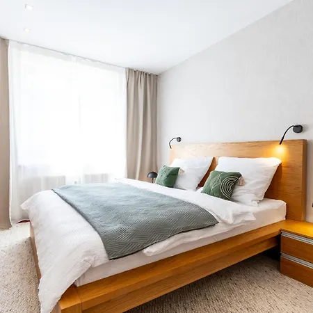 Park Angelinum-klimatizacia, Vyrobnik Ladu Appartement