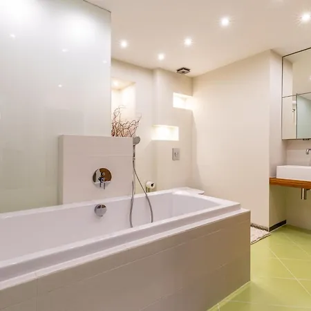 Appartement Park Angelinum-klimatizacia, Vyrobnik Ladu *